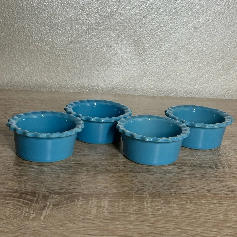 4 Chantal Scalloped Baking Dish Blue Bake Freeze Stonewear 1/2 Cup